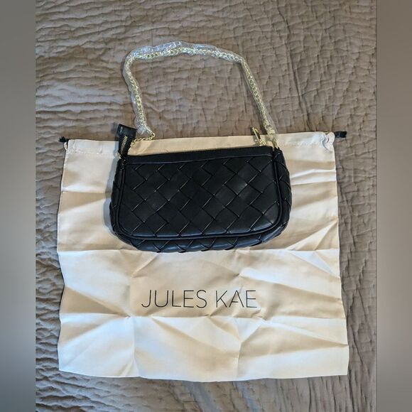 🖤✨ Jules Kae Faux Black Bag with Gold Chain – Brand New with Dust Bag 🖤✨ - Picture 3 of 8